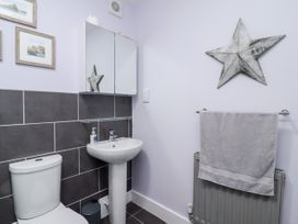 Stoker's Rest - North Yorkshire (incl. Whitby) - 1111019 - thumbnail photo 21