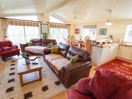 Tanqueray Lodge - Lincolnshire - 1111423 - thumbnail photo 6