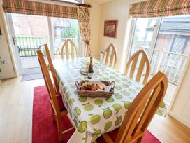 Tanqueray Lodge - Lincolnshire - 1111423 - thumbnail photo 49