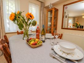 3 Grosvenor Court - Isle of Wight & Hampshire - 1111727 - thumbnail photo 12