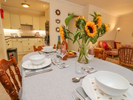 3 Grosvenor Court - Isle of Wight & Hampshire - 1111727 - thumbnail photo 13