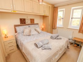 3 Grosvenor Court - Isle of Wight & Hampshire - 1111727 - thumbnail photo 16