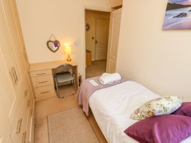 3 Grosvenor Court - Isle of Wight & Hampshire - 1111727 - thumbnail photo 23