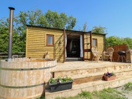 Hawthorn Hut - Mid Wales - 1111776 - thumbnail photo 1