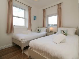 11 Cove View Apartments - Devon - 1112257 - thumbnail photo 21