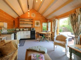 Willow Lodge - Norfolk - 1112740 - thumbnail photo 3