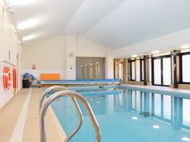 Flat 35 - Marine Court - Kent & Sussex - 1112832 - thumbnail photo 18