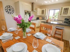 Dairy Cottage - Yorkshire Dales - 1112860 - thumbnail photo 13