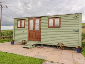 The Herdsman Luxury Shepherds Hut - Lake District - 1112932 - thumbnail photo 1