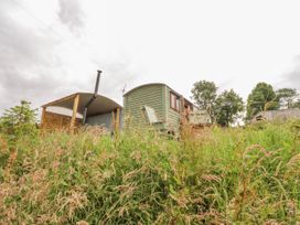 The Herdsman Luxury Shepherds Hut - Lake District - 1112932 - thumbnail photo 15