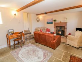 Hill Cottage - Peak District - 1113178 - thumbnail photo 3