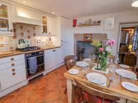 Hill Cottage - Peak District - 1113178 - thumbnail photo 9
