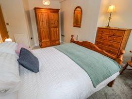 19 The Village - Peak District - 1113582 - thumbnail photo 16