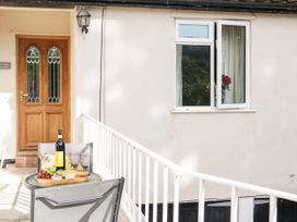 Dolphin Court - North Wales - 1113785 - thumbnail photo 1