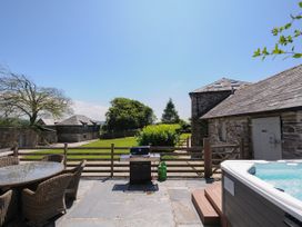 Courtyard Cottage - within the Helland Barton Farm collection - Cornwall - 1114293 - thumbnail photo 16