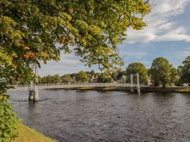 Porter's Lodge -  - 1115330 - thumbnail photo 16