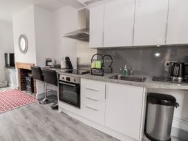 Cosy Cottage - North Wales - 1115348 - thumbnail photo 5