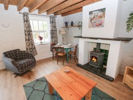 Tree Cottage - South Wales - 1115547 - thumbnail photo 4