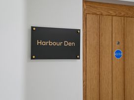 The Harbour Den - North Yorkshire (incl. Whitby) - 1115658 - thumbnail photo 8