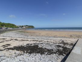Top Of The Lane Luxury Holiday Apartment - Anglesey - 1115803 - thumbnail photo 42