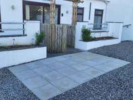 Top Of The Lane Luxury Holiday Apartment - Anglesey - 1115803 - thumbnail photo 7