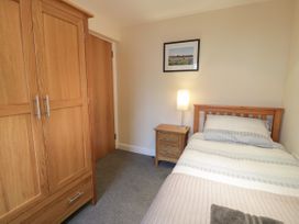 Whistle Stop Apartment - North Wales - 1116654 - thumbnail photo 13