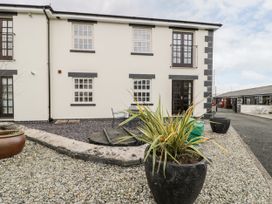 Whistle Stop Apartment - North Wales - 1116654 - thumbnail photo 1