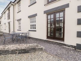 Whistle Stop Apartment - North Wales - 1116654 - thumbnail photo 2