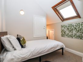 Carpenters - Kent & Sussex - 1116668 - thumbnail photo 22