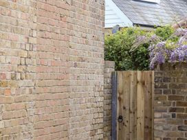 Carpenters - Kent & Sussex - 1116668 - thumbnail photo 27