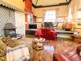 Hartshay Old School - Peak District - 1116795 - thumbnail photo 5