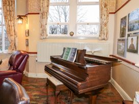 Hartshay Old School - Peak District - 1116795 - thumbnail photo 8