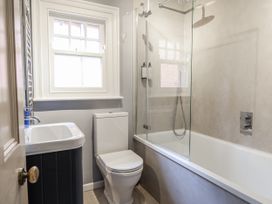 Holly Lodge - Suffolk & Essex - 1116806 - thumbnail photo 44