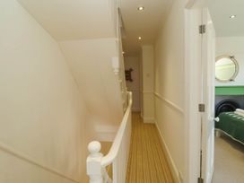 Lighthouse View, Southwold - Suffolk & Essex - 1116855 - thumbnail photo 37