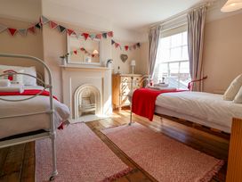 Albion House, Southwold - Suffolk & Essex - 1117059 - thumbnail photo 17