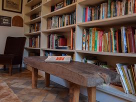 The Cottage, Robin's Nest - Suffolk & Essex - 1117102 - thumbnail photo 26