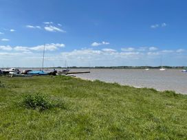 Hill House, Ramsholt - Suffolk & Essex - 1117118 - thumbnail photo 33