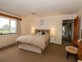 Hawksbridge Bungalow - Peak District - 1117675 - thumbnail photo 13