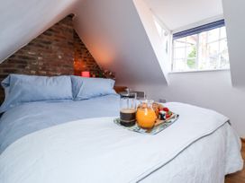 Storm Cottage - North Yorkshire (incl. Whitby) - 1118241 - thumbnail photo 26