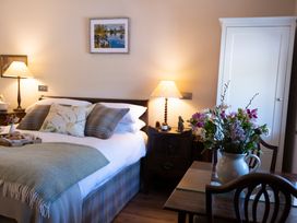 Arthur Turner, The Apple Rooms - Hampshire - 1118595 - thumbnail photo 10