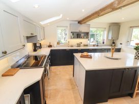 10 Manor Farm Close - Cotswolds - 1118654 - thumbnail photo 15