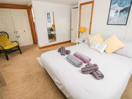 Ocean House - South Wales - 1118693 - thumbnail photo 12