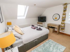 Ocean House - South Wales - 1118693 - thumbnail photo 13