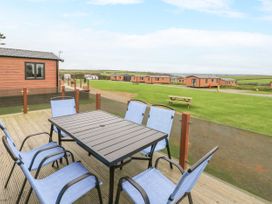 Driftwood Lodge - South Wales - 1118699 - thumbnail photo 26