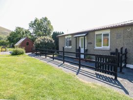 Ty Bach - North Wales - 1118728 - thumbnail photo 2