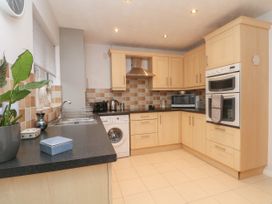 7 Marl Croft - North Wales - 1118747 - thumbnail photo 9