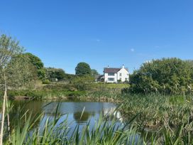 Cae Du - Anglesey - 1118805 - thumbnail photo 37