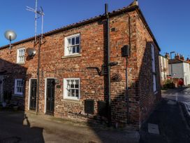 1 Bishopgate Court - North Yorkshire (incl. Whitby) - 1119682 - thumbnail photo 1