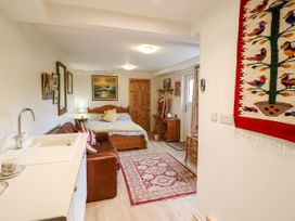 Westoe Hideaway - North Wales - 1120628 - thumbnail photo 9
