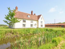 South Grange House & Cottage - Suffolk & Essex - 1120756 - thumbnail photo 1